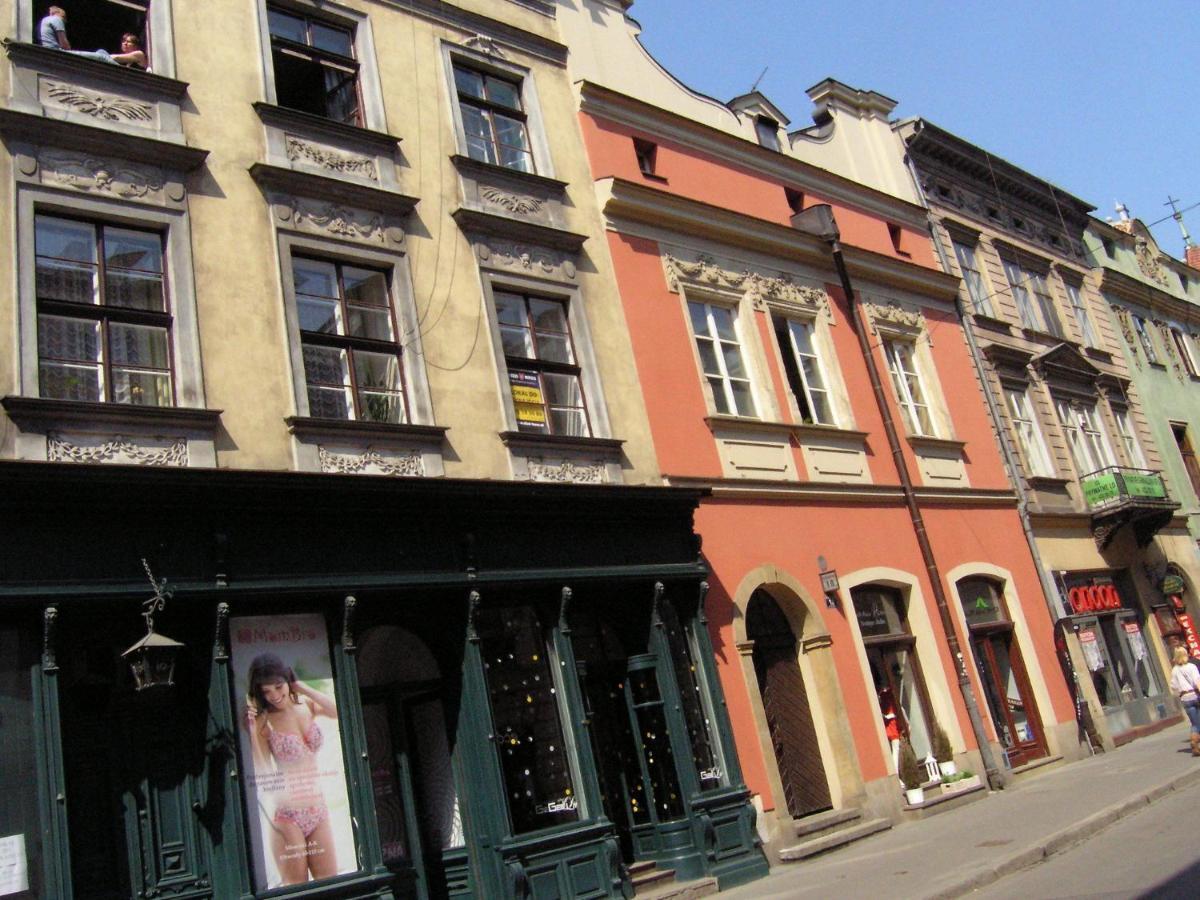 Sunny In The Old Town Near Main Square Apartment *